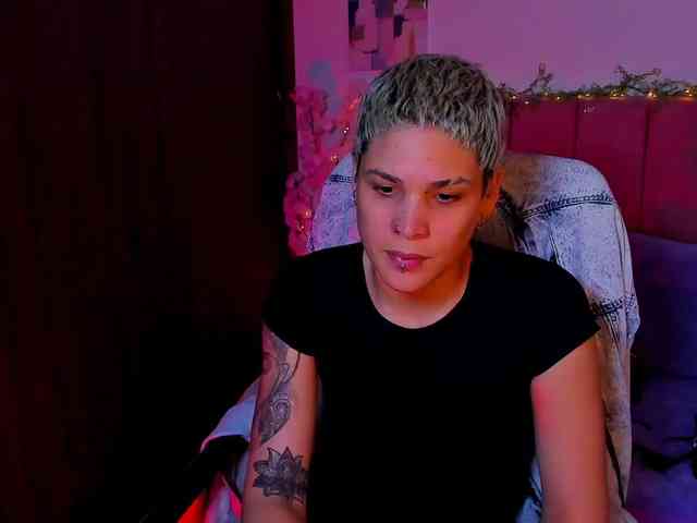LauraR webcam