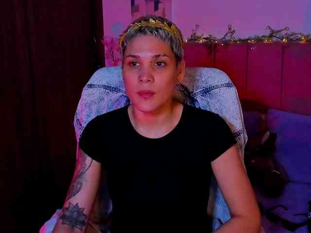 LauraR webcam