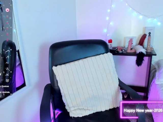 Tracylambo's BongaCams show and profile