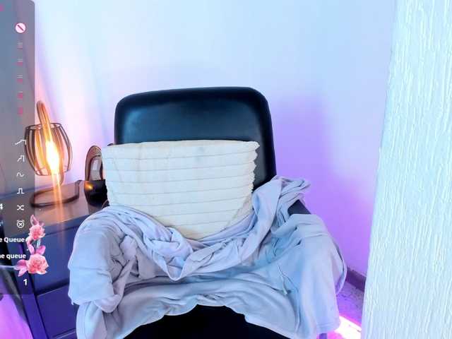 Tracylambo's BongaCams show and profile