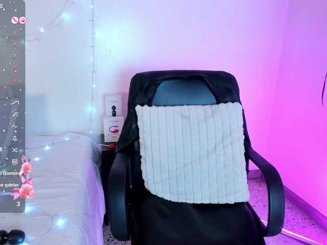 Tracylambo's BongaCams show and profile