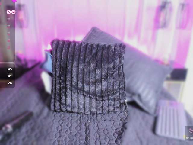 Tracylambo's BongaCams show and profile