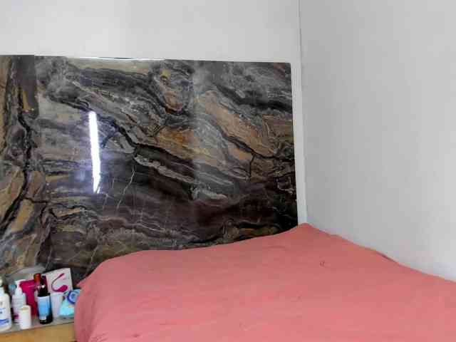 Wendy-Deiby webcam