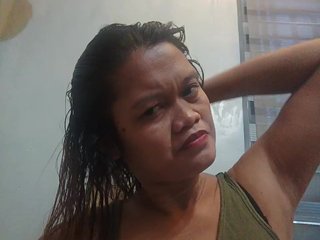 Hotnwetmama4u Porn Show