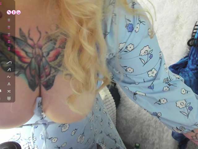 KaterinaDell's BongaCams show and profile
