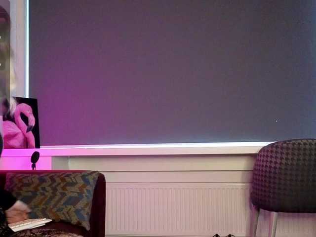 ELEKTRA2023's BongaCams show and profile