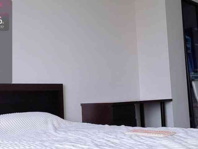 Alice_Starr webcam