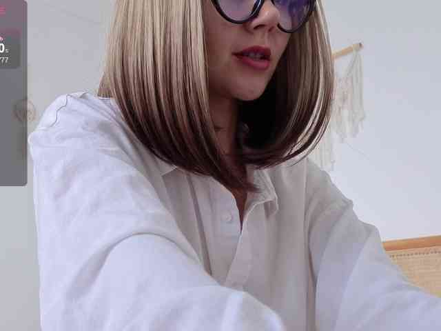 Alice_Starr webcam