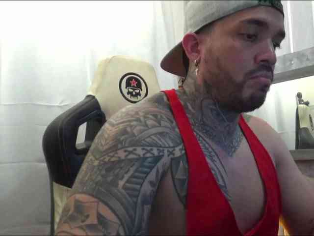 angellatino0 Live Webcam on BongaCams