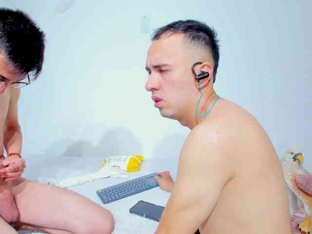 open-mindcouple1 open-mindcouple1