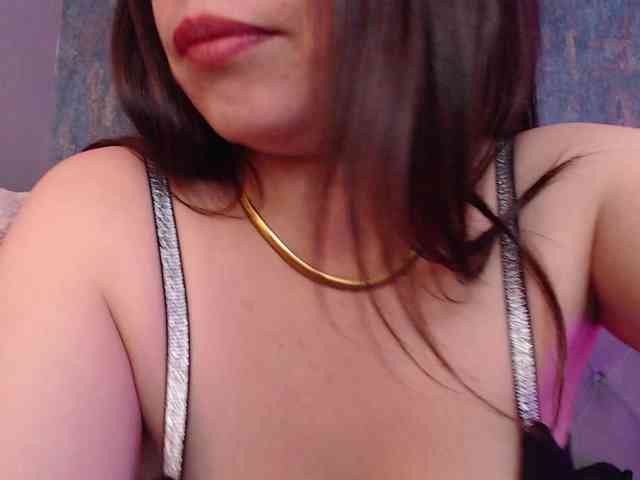 AnnaliOlsenX webcam