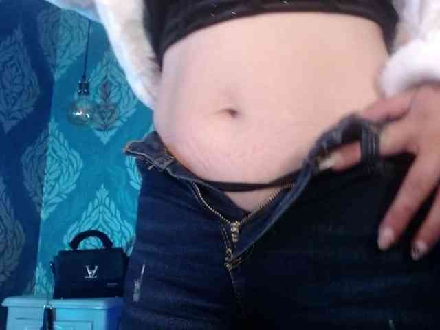 AnnaliOlsenX AnnaliOlsenX