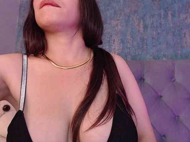 AnnaliOlsenX webcam