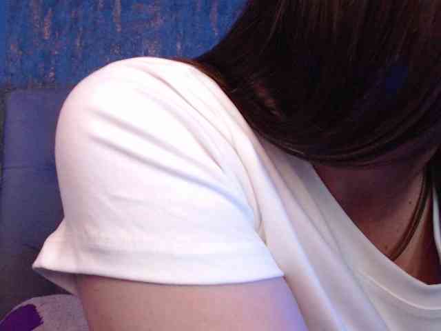 AnnaliOlsenX webcam