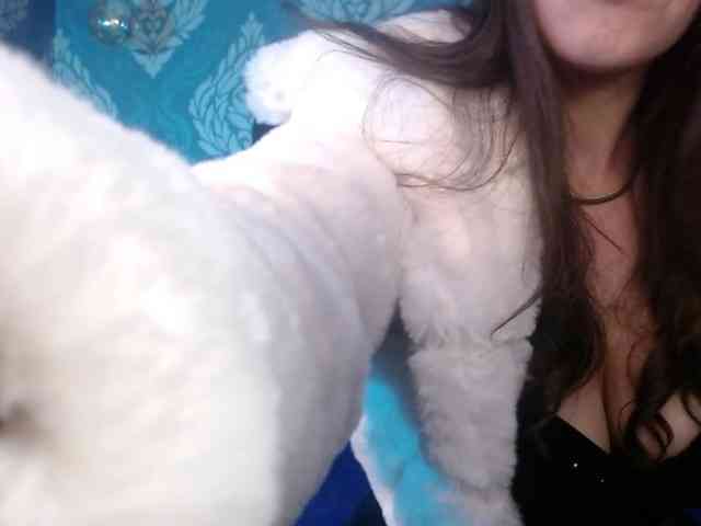 AnnaliOlsenX AnnaliOlsenX