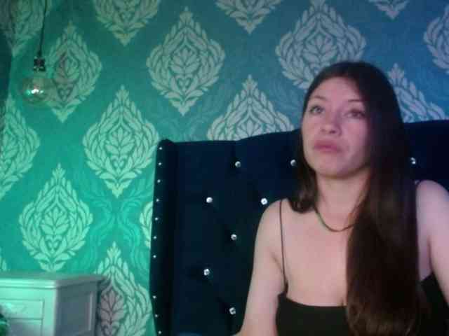 AnnaliOlsenX AnnaliOlsenX