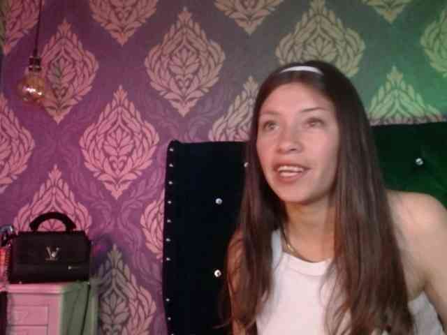 AnnaliOlsenX AnnaliOlsenX