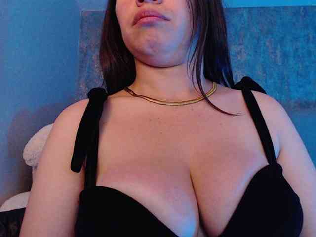 AnnaliOlsenX