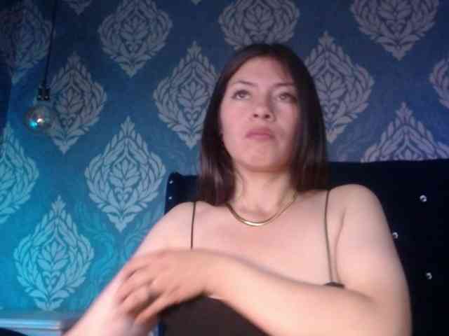 AnnaliOlsenX AnnaliOlsenX