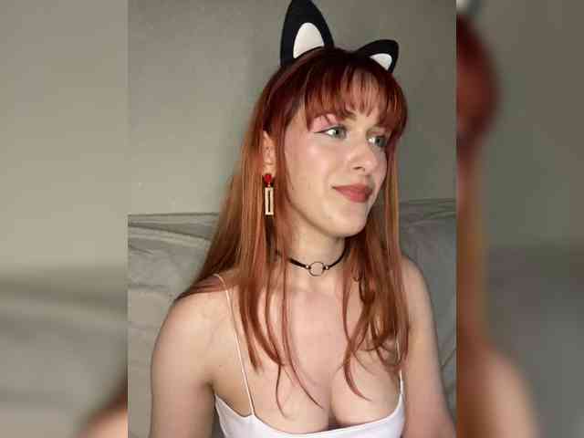 sexy video chat AfinaFrance