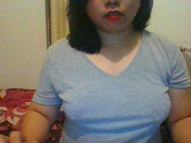 RossyLove's BongaCams show and profile