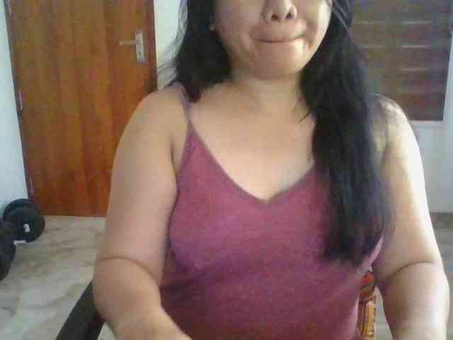 RossyLove webcam