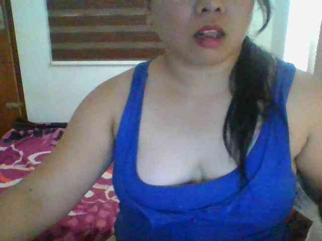 RossyLove webcam