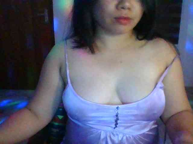 RossyLove webcam