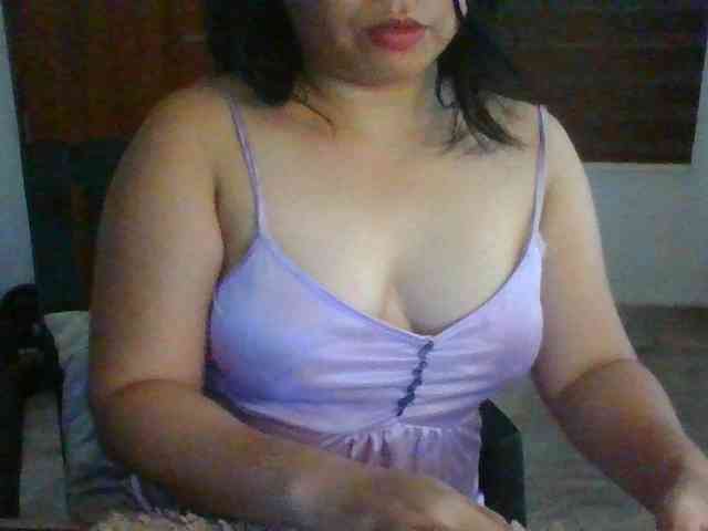 RossyLove webcam