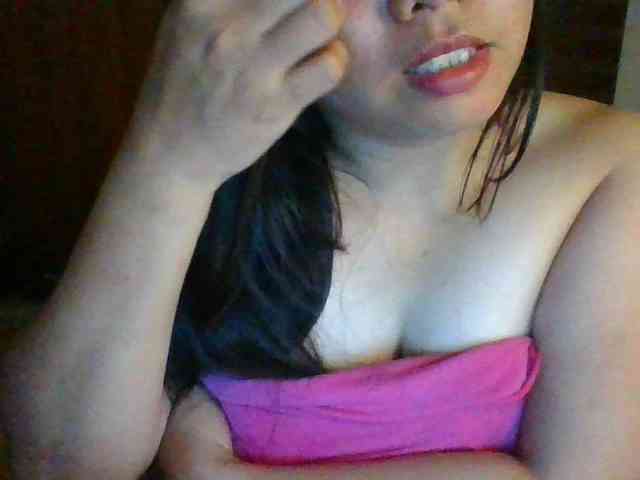 RossyLove webcam
