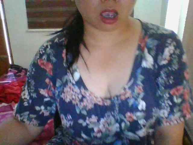 RossyLove Live Webcam on BongaCams