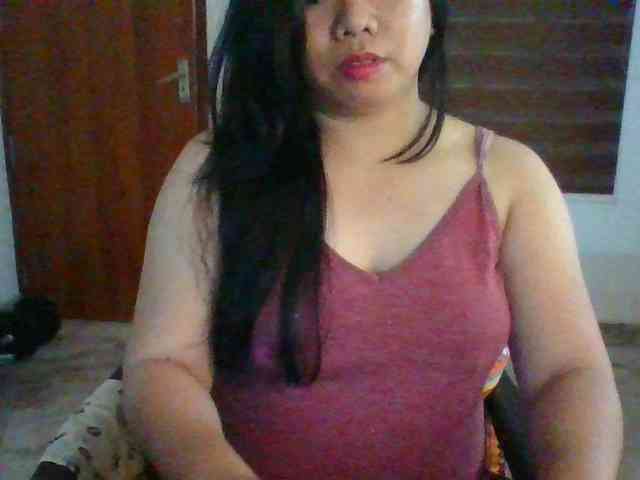 RossyLove webcam