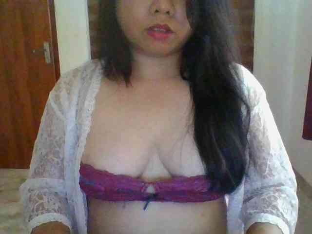 RossyLove webcam