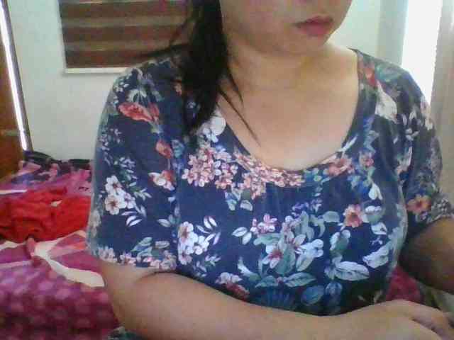 RossyLove webcam