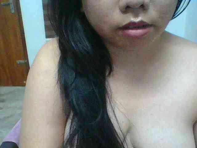 RossyLove webcam