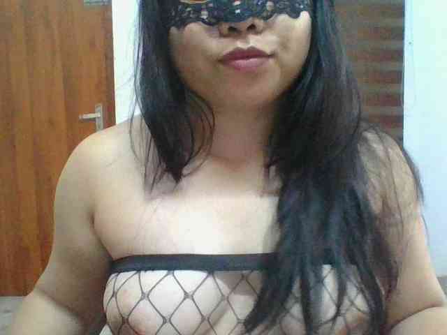 RossyLove webcam