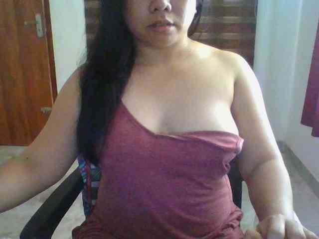 RossyLove webcam