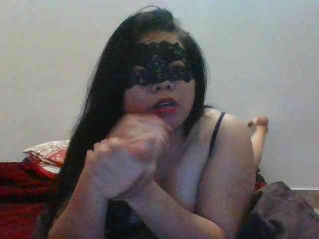 RossyLove webcam