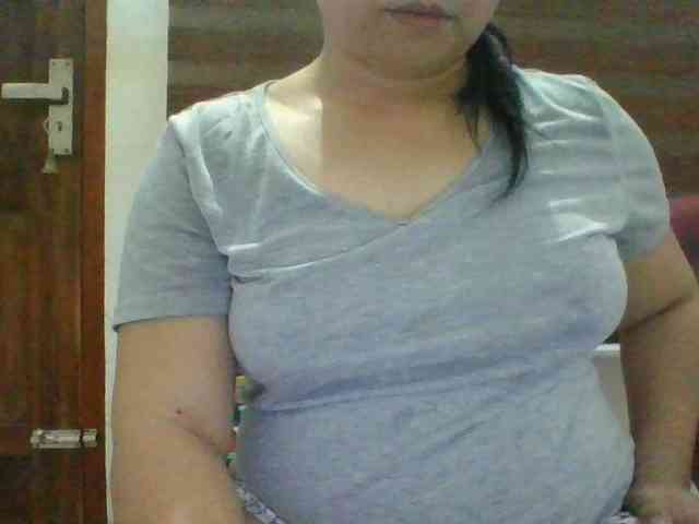 RossyLove webcam