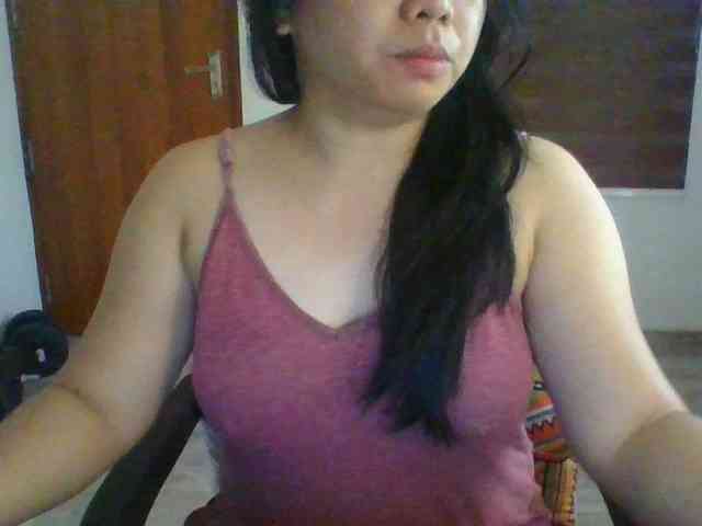 RossyLove webcam