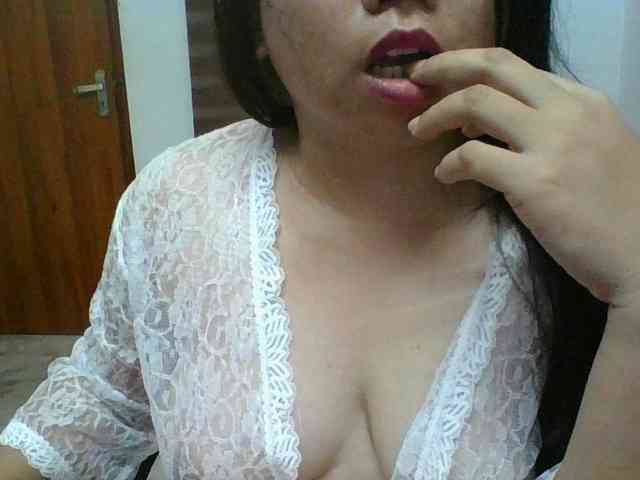 RossyLove webcam