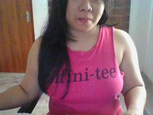 RossyLove webcam