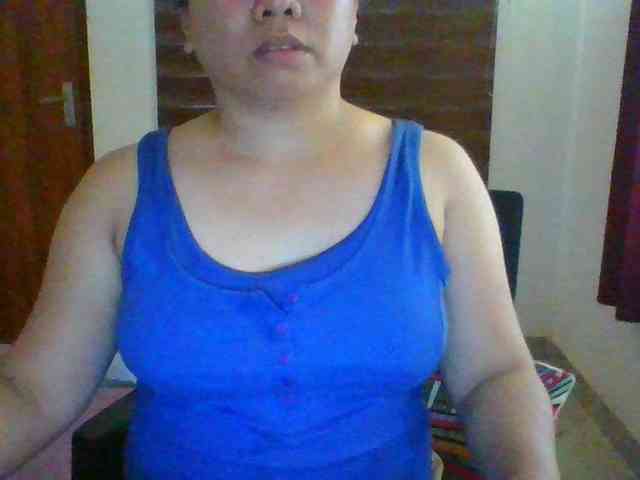 RossyLove webcam