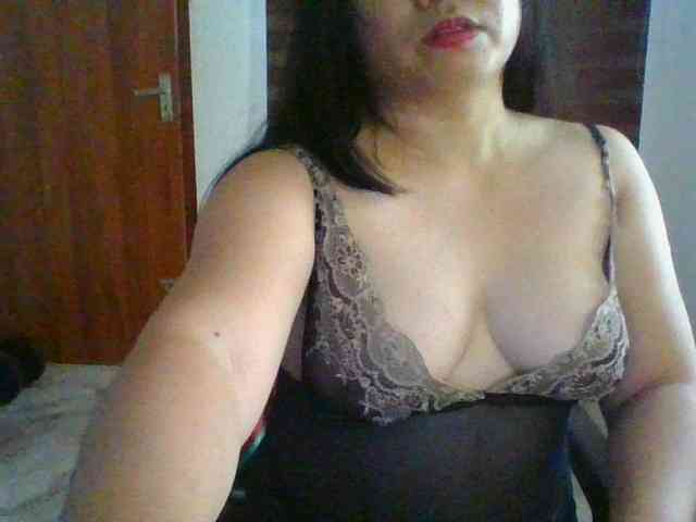 RossyLove webcam