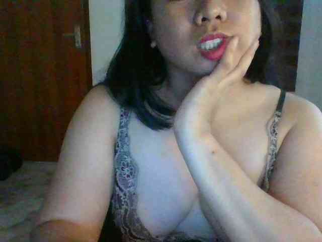 RossyLove webcam