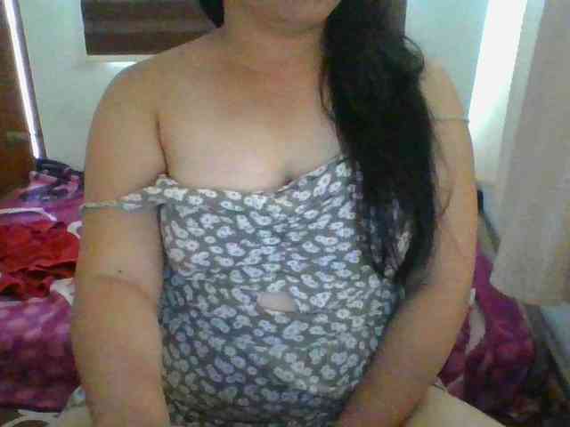 RossyLove webcam
