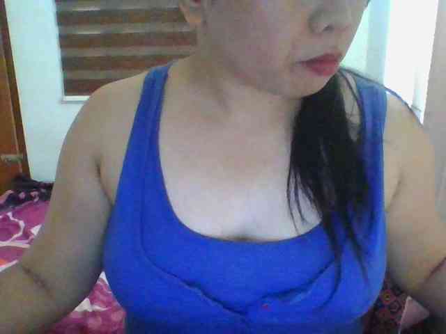 RossyLove webcam