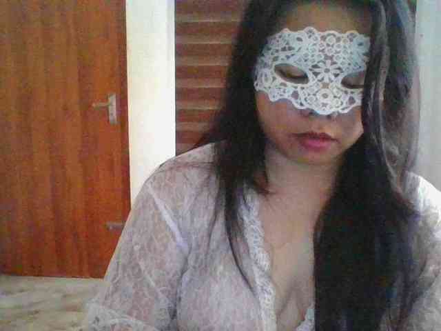RossyLove webcam
