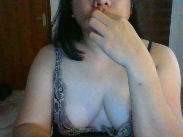 RossyLove webcam
