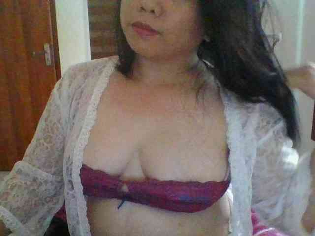 RossyLove webcam
